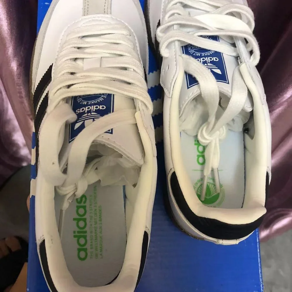 Adidas Samba sneakers for men - Picture 3 of 5